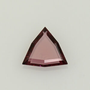 UmbaliteGarnet trill portrait cut 7.7mm 0.81cts N ug1364