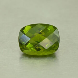 Vesuvianite ch cush 9.3x7.3mm 2.41cts N vs213
