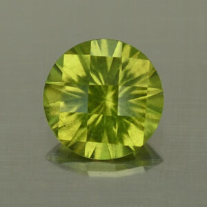 Vesuvianite ch round 10.1mm 3.60cts N vs131