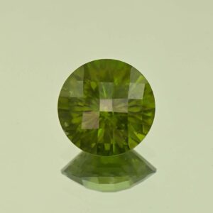 Vesuvianite ch round 12.2mm 6.60cts N vs123