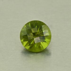 Vesuvianite ch round 8.0mm 2.13cts N vs282