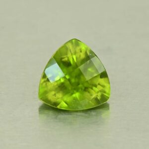 Vesuvianite ch trill 8.5mm 2.26cts N vs297