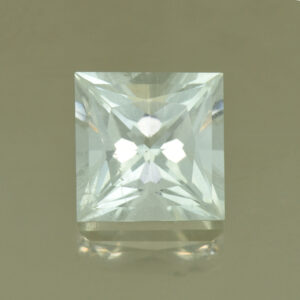 WhiteBeryl princess 12.0mm 7.45cts N wb116