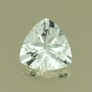 WhiteBeryl trill 6.1mm 0.60cts N wb124
