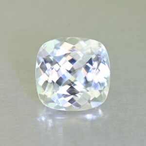 WhiteZircon sq cush 10.9mm 7.93cts H zn6735
