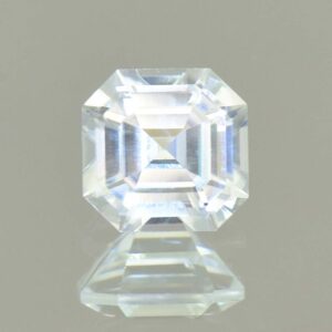 WhiteZircon sq eme cut 6.5x6.3mm 1.90cts H zn5686