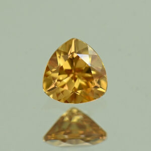 YellowOrangeZircon trill 4.2mm 0.38cts N zn7214