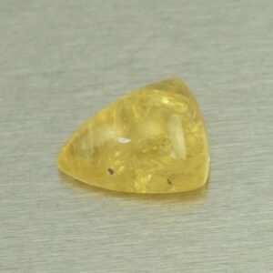YellowSapphire drop trill cab 7.5x6.0mm 1.36cts N sa186 a