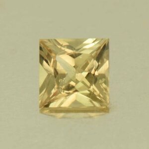 YellowSapphire princess 4.0mm 0.36cts N sa640