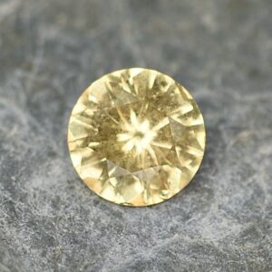 YellowSapphire_round_5.6mm_0.76cts_N_sa409.jpg