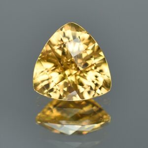 YellowZircon ch trill 11.6mm 7.63cts zn374