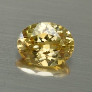 YellowZircon oval 9.0x7.0mm 2.85cts zn3741